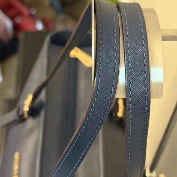 Michael Kors Navy Blue Tote Bag - Picture 4 of 13